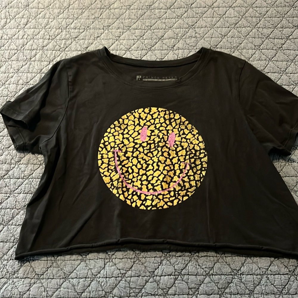 Prince Peter Collection Smiley Face Cropped TShirt Size Large